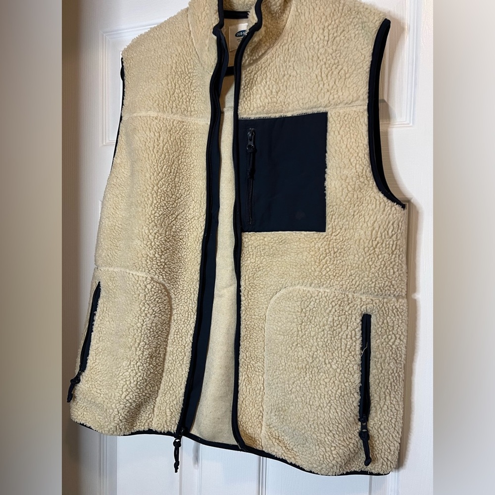 Men’s Sherpa Vest